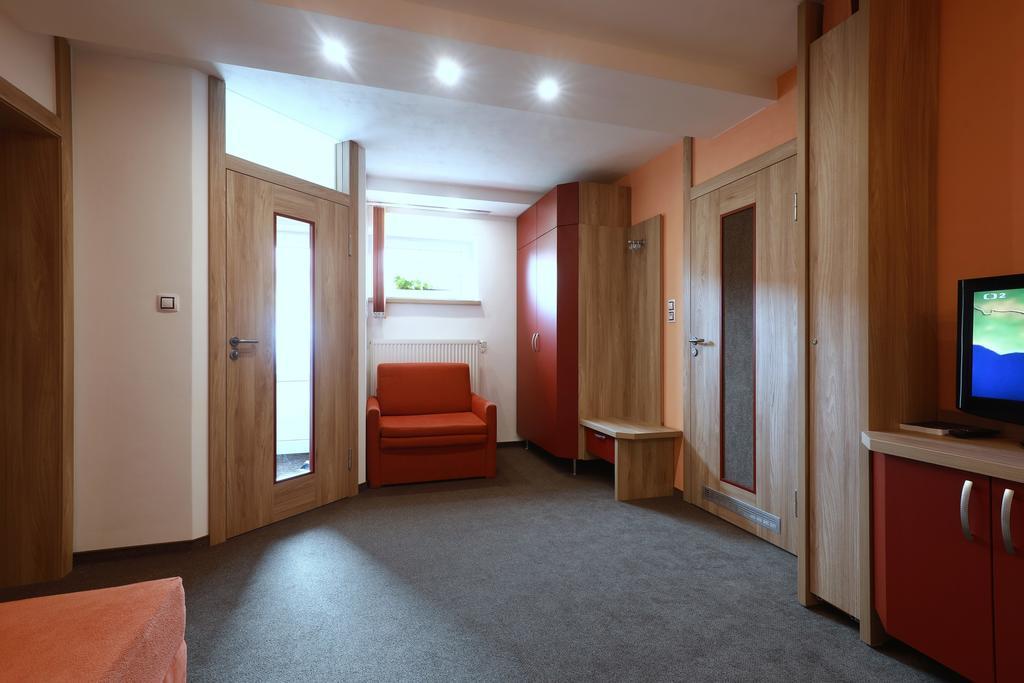 Wellness Penzion Pod Rozhlednou Kostelec nad Orlici Exterior photo